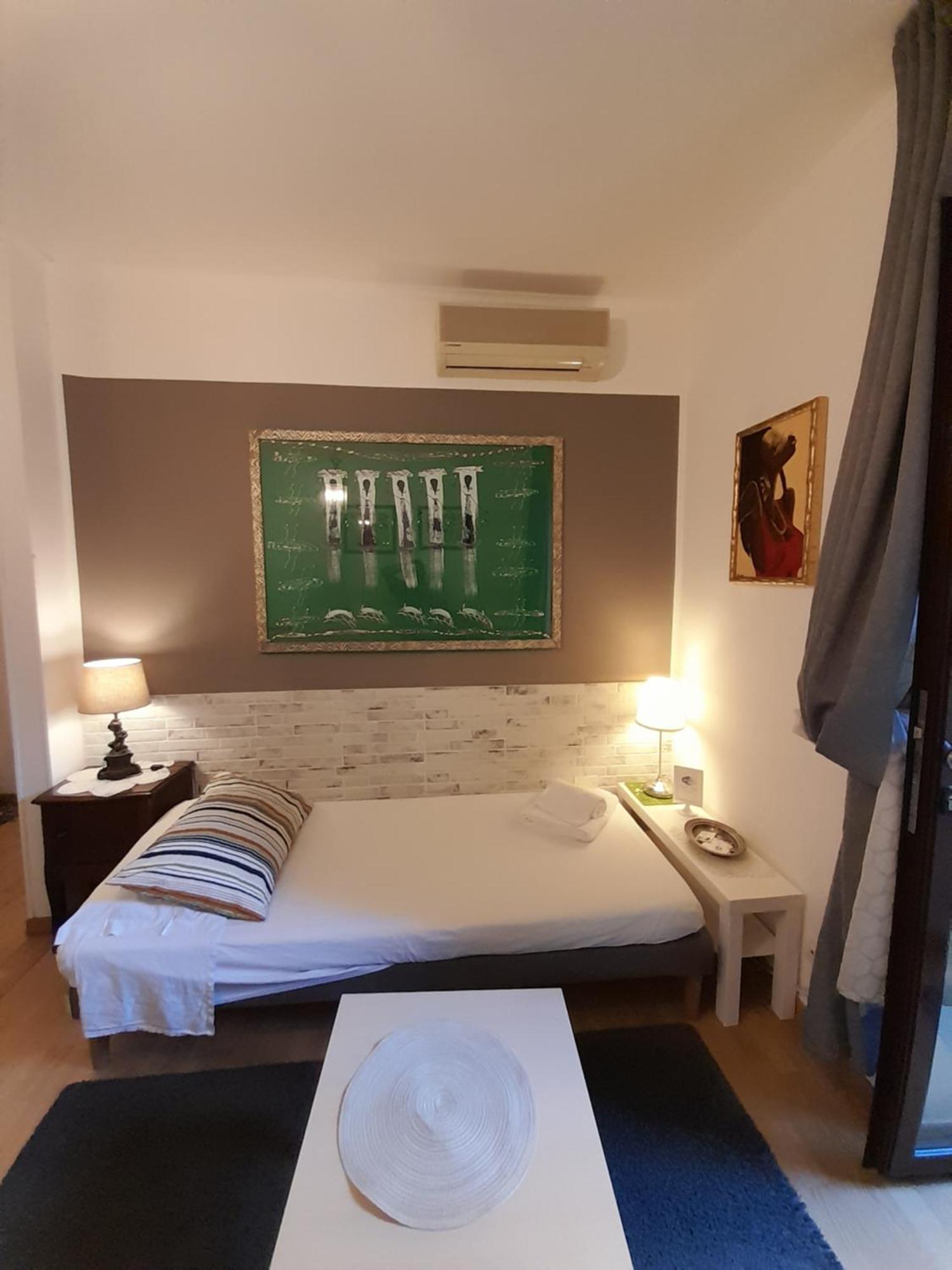 Apartment Lilium House Apts Rom